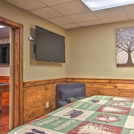 Pigeon Forge Cabin With Hot Tub And Mountain Views! エクステリア 写真