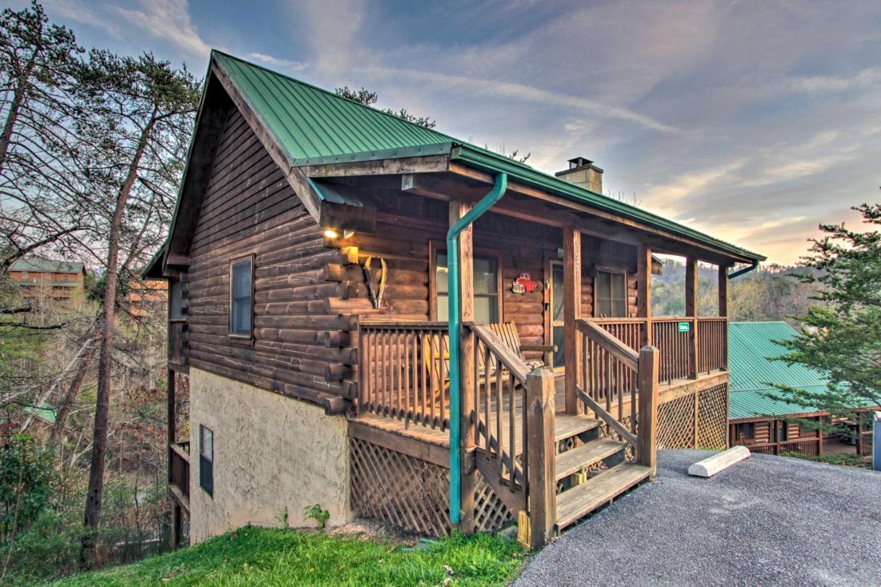 Pigeon Forge Cabin With Hot Tub And Mountain Views! エクステリア 写真
